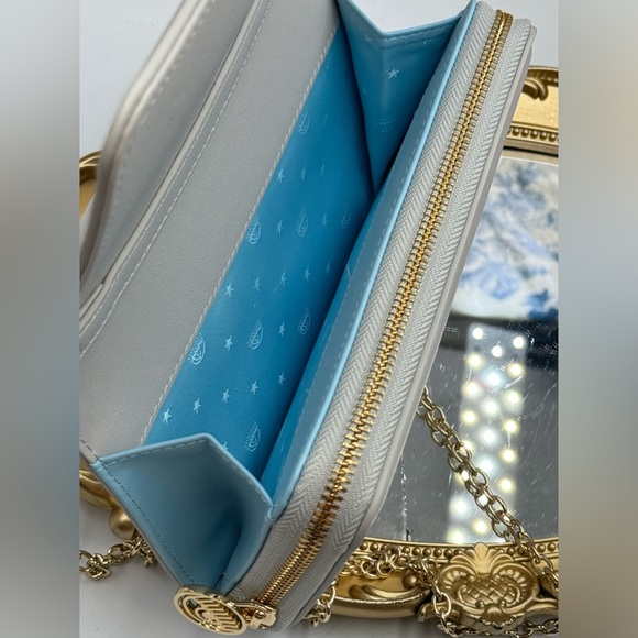 🆕 CHIARA FERRAGNI 🧿 NWB Eyelike Motif Chain Linked Wallet on Chain - Picture 13 of 15